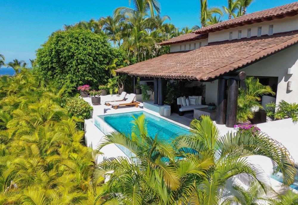 Luxury Living at the Four Seasons Villa in Punta Mita