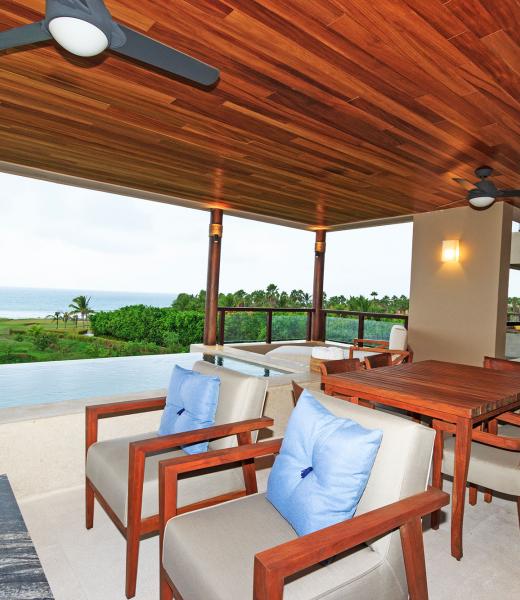 Condo Artemisa enjoys a prime location along the 18th hole of Jack Nicklaus Signature Bahía Golf Course. This private villa offers a sophisticated blend of style and comfort within her three guest rooms. Guests enjoy a private terrace with plunge pool and premier membership including all the Punta Mita development amenities - two golf courses,...