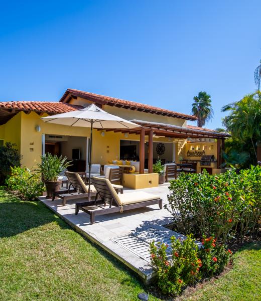  


 Las Palmas 19 is l
ocated in the gated Las Palmas development, behind the gates of Punta Mita Resort. This villa is surrounded by Jack Nicklaus signature course, between the Four Seasons, and St Regis Hotel. 5 minute walk to the private Residents Beach Club on a pristine white sand beach, 5 minute drive to Kupuri Beach Club. The house...