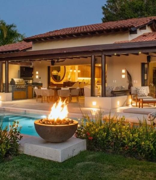 Situated within the esteemed Las Palmas Punta Mita residential gated community and just a brief stroll from sandy beaches, 9 Bedroom Las Palmas is the ideal Punta Mita rental for large groups, corporate retreats, or multi-generataional family vacations. Consisiting of three beautiful side by side villas, each with their own private pools, kitchen...