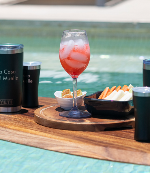 Casa del Muelle is a beutiful ocean front villa with a magnificent interior design by Mauricio Lobeira. The Punta Mita villa has 5 bedrooms and is located in the exclusive development of Porta Fortuna, near the Porta Fortuna pier & Sufito restaurant. Casa del Muelle is located within the private Punta Mita gates with a fantastic ocean view and...