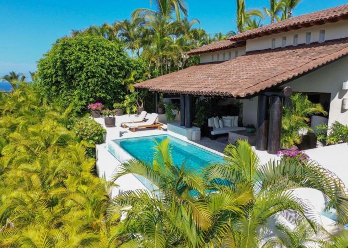 Luxury Living at the Four Seasons Villa in Punta Mita